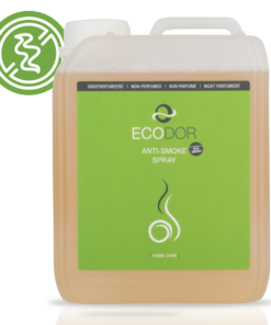 Witte 2,5 liter navul jerrycan EcoSmoke van Ecodor tegen rooklucht, met een witte dop en een groene sticker met gebruiksaanwijzing en productinformatie op de achterkant. Op de voorkant staan de merknaam Ecodor en EcoSmoke, samen met een afbeelding.